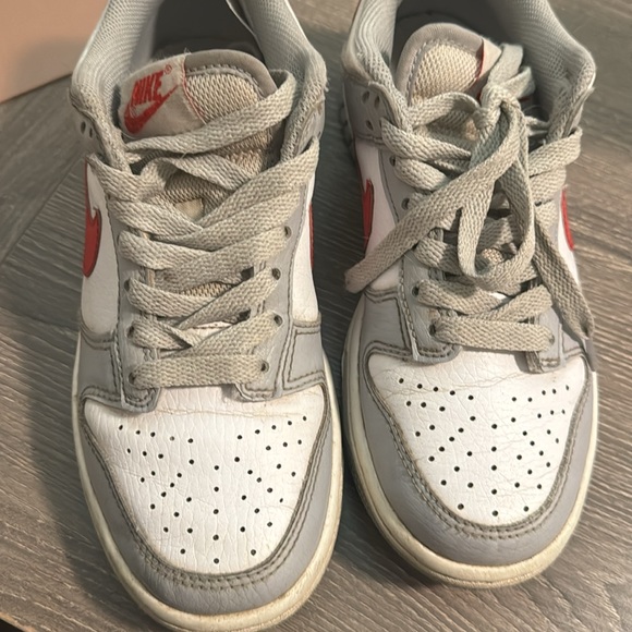 Nike Dunks - Picture 2 of 3